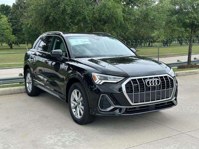2024 Audi Q3 Vehicle Photo in HOUSTON, TX 77090