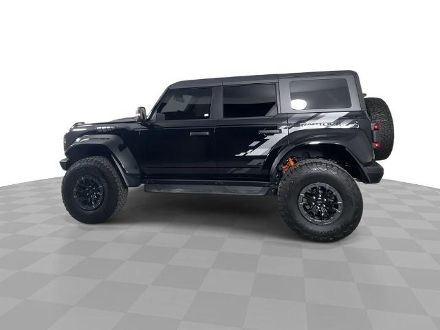 2024 Ford Bronco Vehicle Photo in GILBERT, AZ 85297-0402