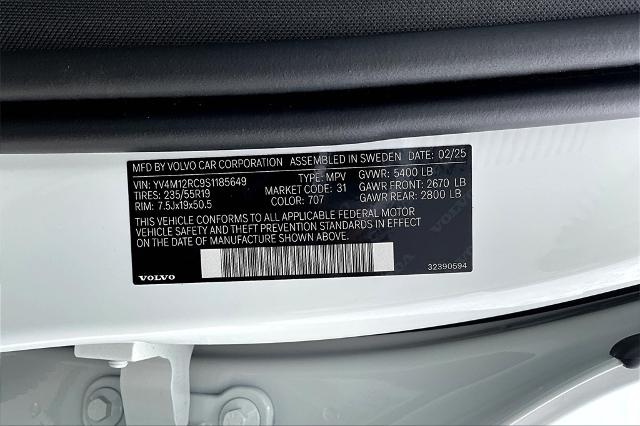 2025 Volvo XC60 Vehicle Photo in Grapevine, TX 76051