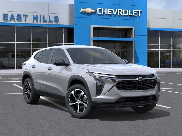 2025 Chevrolet Trax Vehicle Photo in Roslyn, NY 11576