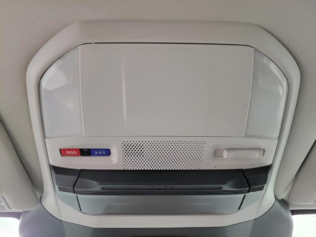 2024 Subaru Ascent Vehicle Photo in Green Bay, WI 54304