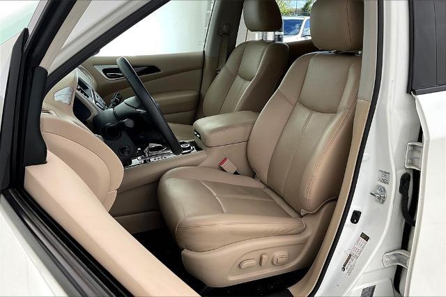 2016 Nissan Pathfinder Vehicle Photo in Grapevine, TX 76051