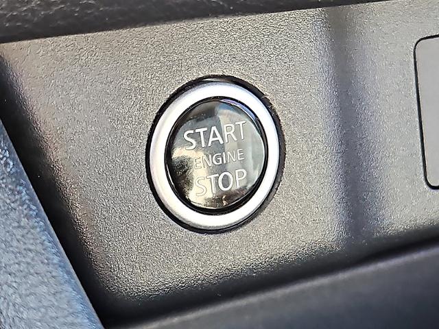 2021 Nissan Rogue Vehicle Photo in TREVOSE, PA 19053-4984