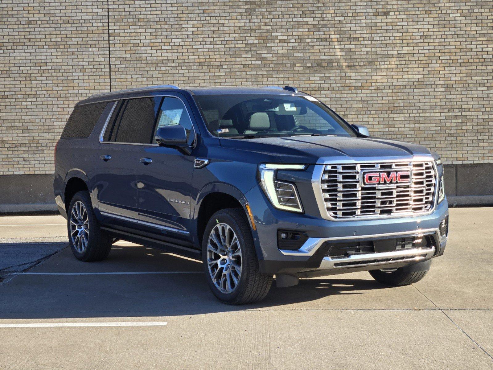 2025 GMC Yukon XL Vehicle Photo in DALLAS, TX 75209-3016