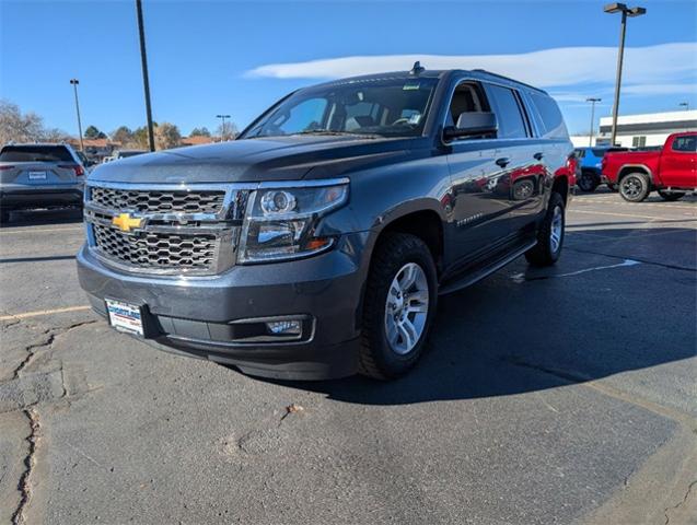 2019 Chevrolet Suburban Vehicle Photo in AURORA, CO 80012-4011