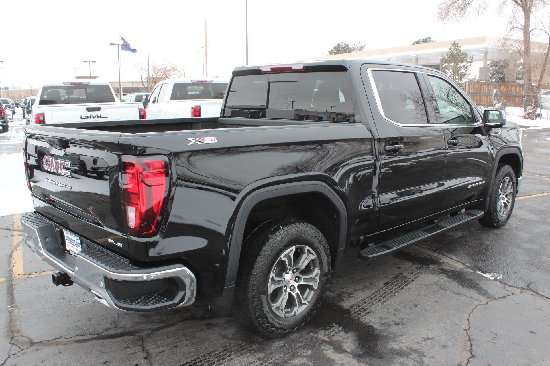 2025 GMC Sierra 1500 Vehicle Photo in AURORA, CO 80012-4011