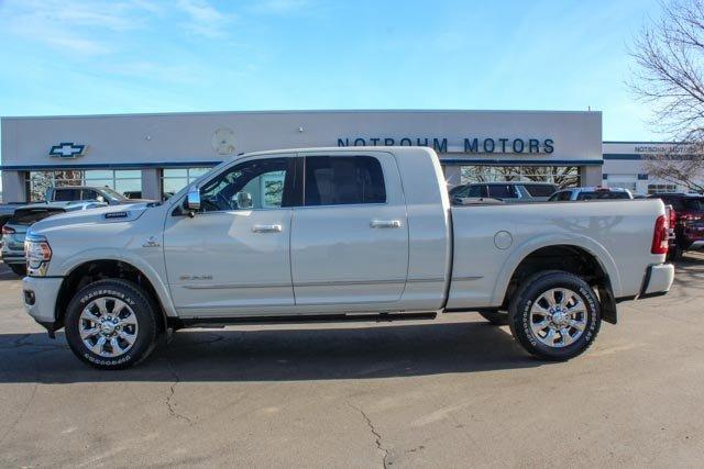 2022 Ram 3500 Vehicle Photo in MILES CITY, MT 59301-5791