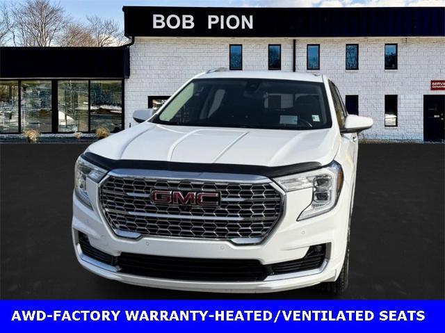 2022 GMC Terrain Vehicle Photo in CHICOPEE, MA 01020-5001