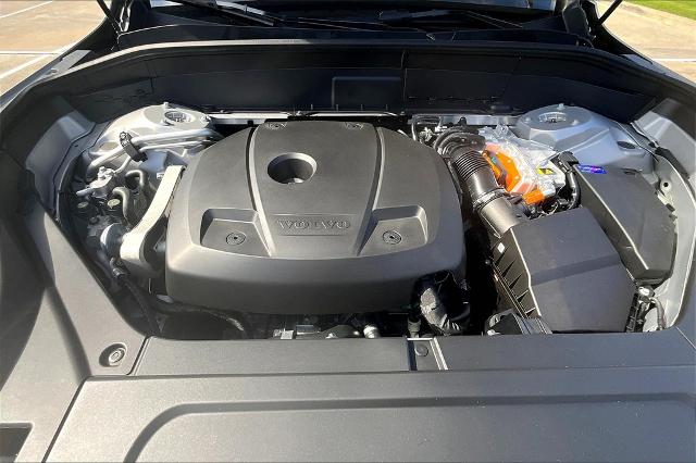 2025 Volvo XC90 Plug-In Hybrid Vehicle Photo in Houston, TX 77007