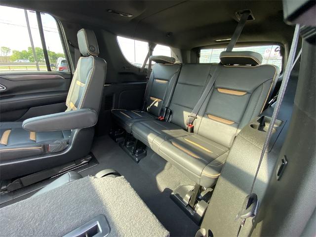 2022 GMC Yukon XL Vehicle Photo in Greenville, TX 75402