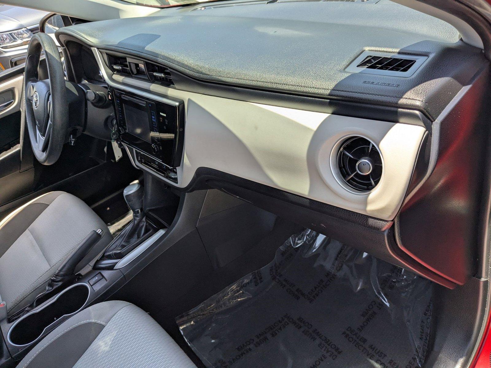 2017 Toyota Corolla Vehicle Photo in Tampa, FL 33614