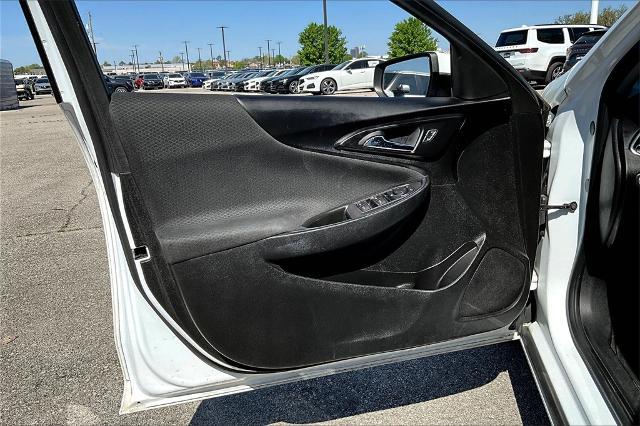 2018 Chevrolet Malibu Vehicle Photo in Tulsa, OK 74145