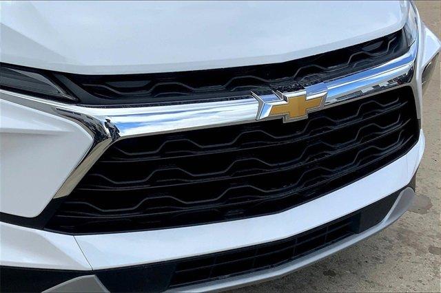 2023 Chevrolet Blazer Vehicle Photo in TOPEKA, KS 66609-0000