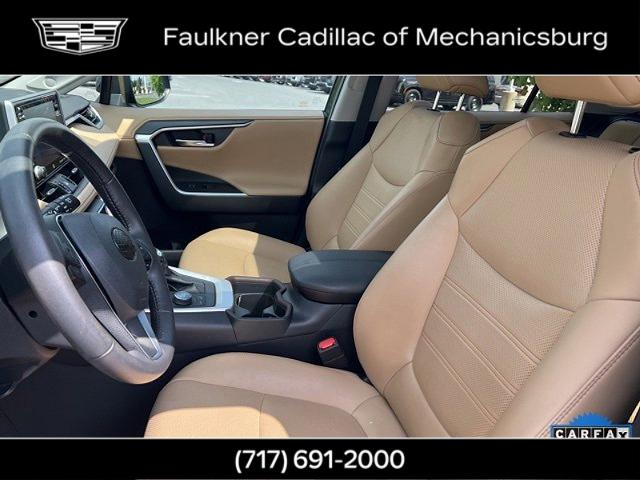 2019 Toyota RAV4 Vehicle Photo in MECHANICSBURG, PA 17050-1707