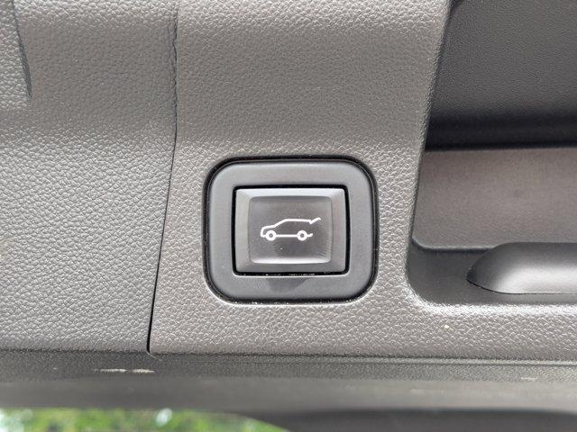 2023 GMC Acadia Vehicle Photo in BRUNSWICK, GA 31525-1881