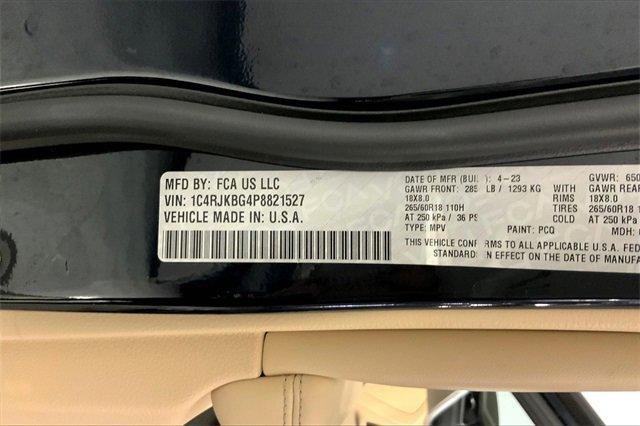 2023 Jeep Grand Cherokee L Vehicle Photo in KANSAS CITY, MO 64114-4545