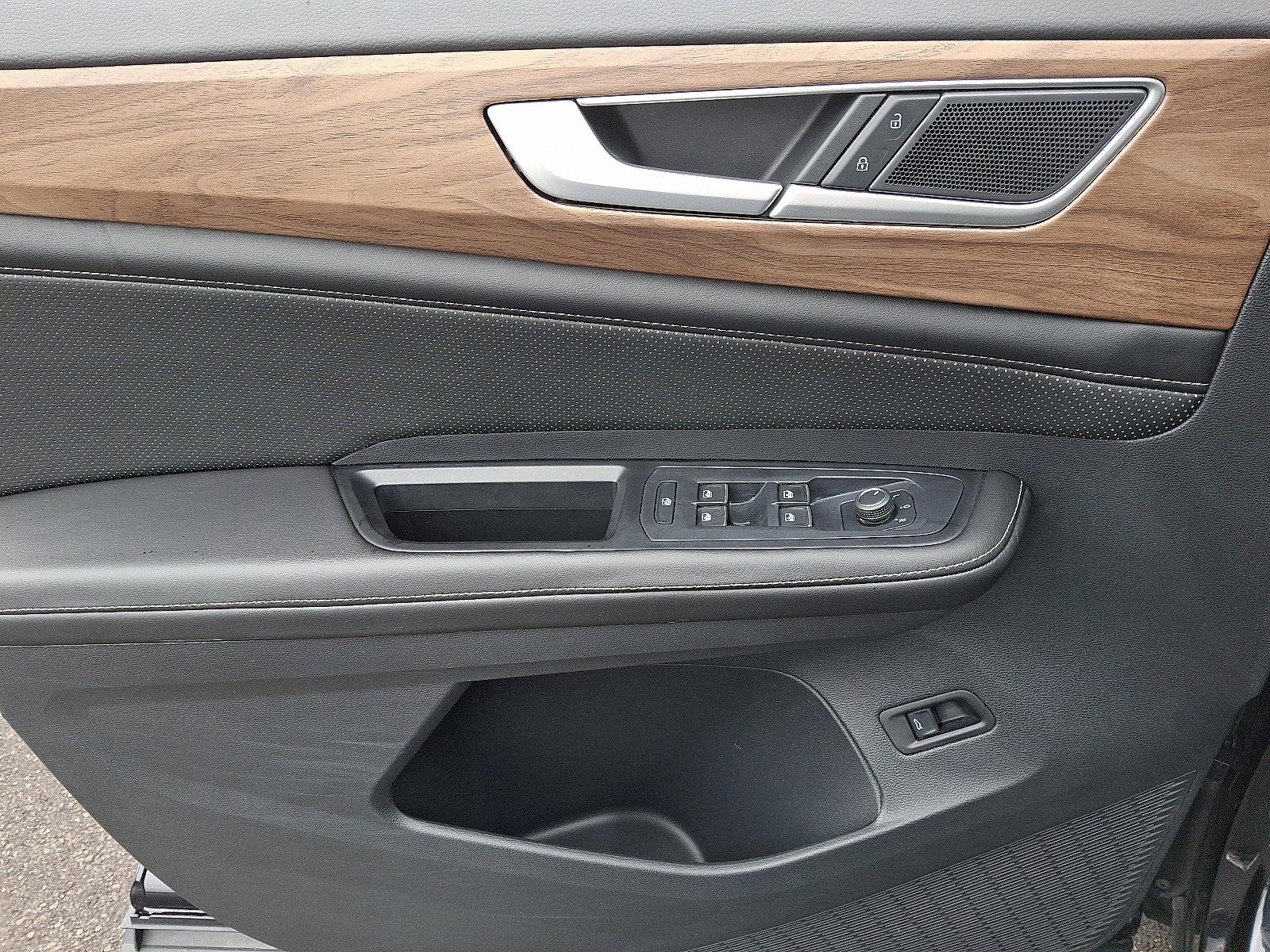 2024 Volkswagen Atlas Vehicle Photo in Trevose, PA 19053
