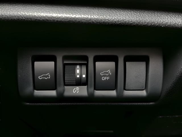 2025 Subaru Outback Vehicle Photo in Green Bay, WI 54304