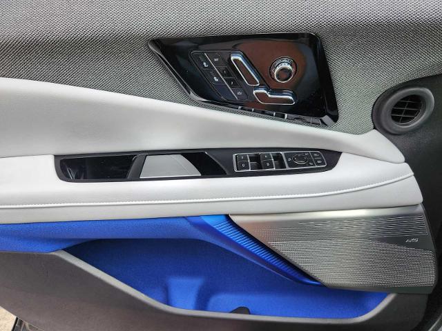 2025 Cadillac OPTIQ Vehicle Photo in Grapevine, TX 76051