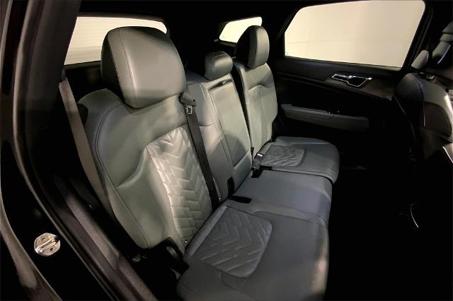 2023 Kia Sportage Vehicle Photo in Lees Summit, MO 64086