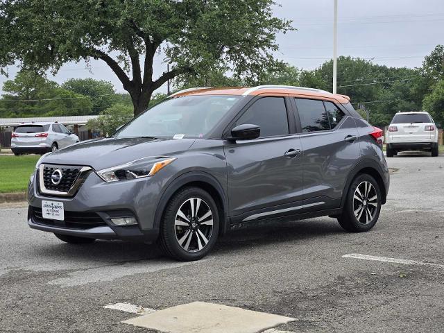 2020 Nissan Kicks Vehicle Photo in DENTON, TX 76210-9321
