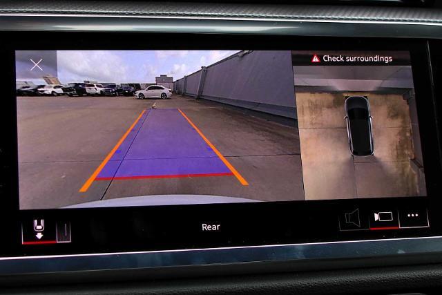 2024 Audi Q3 Vehicle Photo in SUGAR LAND, TX 77478