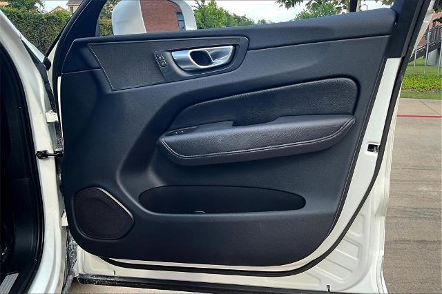2022 Volvo XC60 Vehicle Photo in Houston, TX 77007