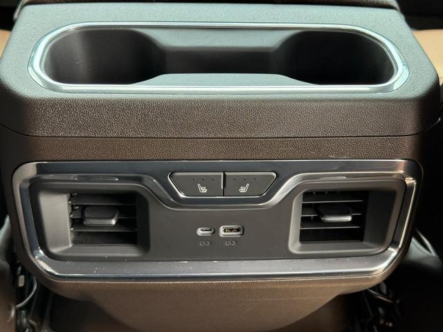 2024 GMC Sierra 1500 Vehicle Photo in COLUMBIA, MO 65203-3903