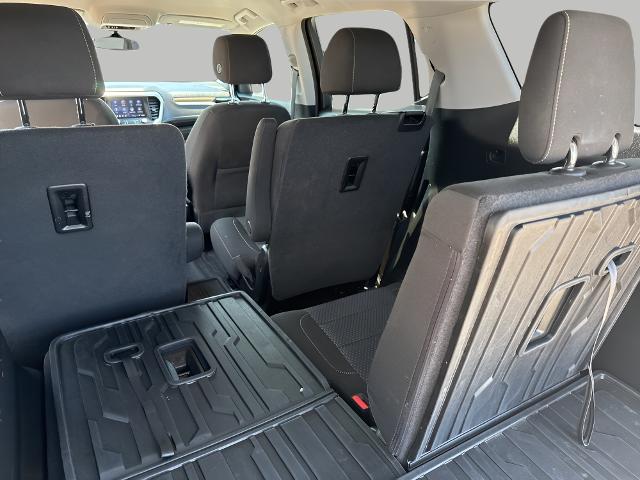 2023 GMC Acadia Vehicle Photo in MANITOWOC, WI 54220-5838