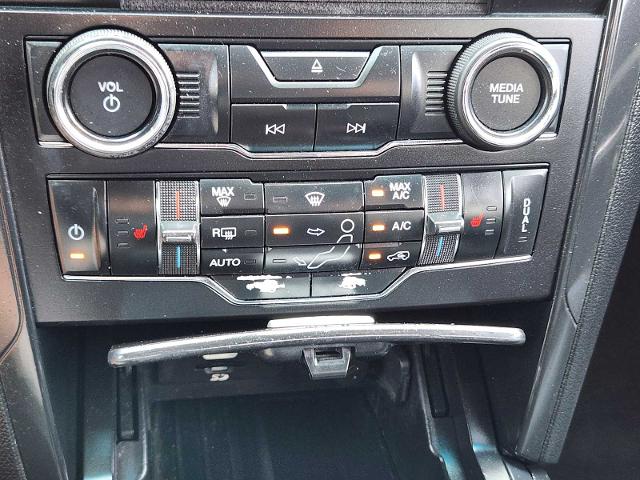 2016 Ford Explorer Vehicle Photo in DENTON, TX 76210-9321