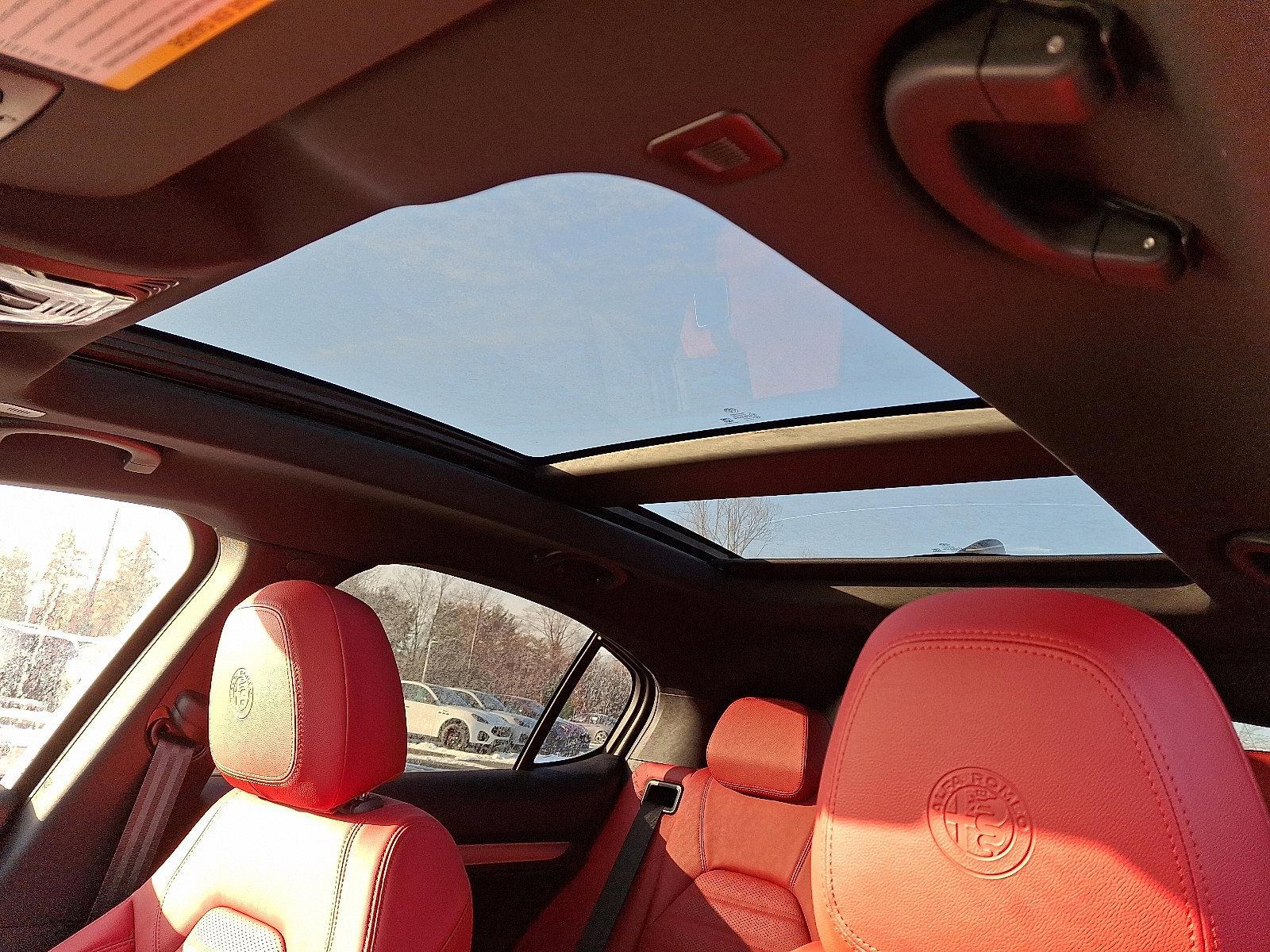 2025 Alfa Romeo Stelvio Vehicle Photo in Willow Grove, PA 19090