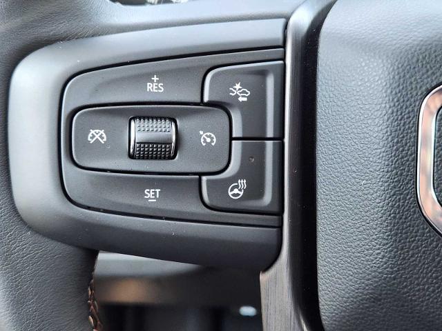 2022 GMC Yukon Vehicle Photo in DENTON, TX 76210-9321