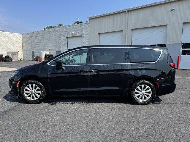 2018 Chrysler Pacifica Vehicle Photo in Mechanicsburg, PA 17050-1707