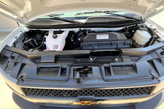 2025 Chevrolet Express Passenger Vehicle Photo in TOPEKA, KS 66609-0000