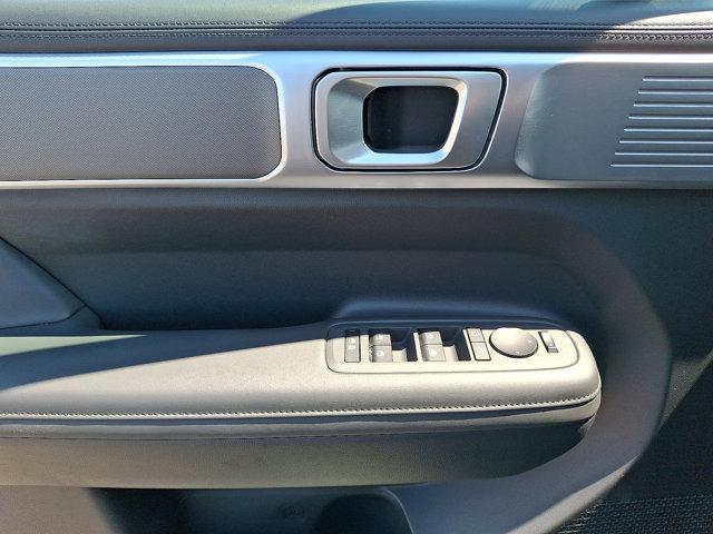 2025 Hyundai SANTA FE Vehicle Photo in Philadelphia, PA 19116