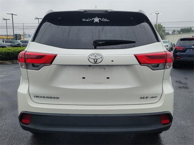 2019 Toyota Highlander Vehicle Photo in New Bloomfield, PA 17068