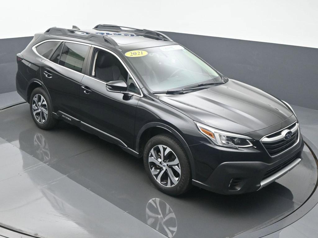 2021 Subaru Outback Vehicle Photo in Marion, IA 52302