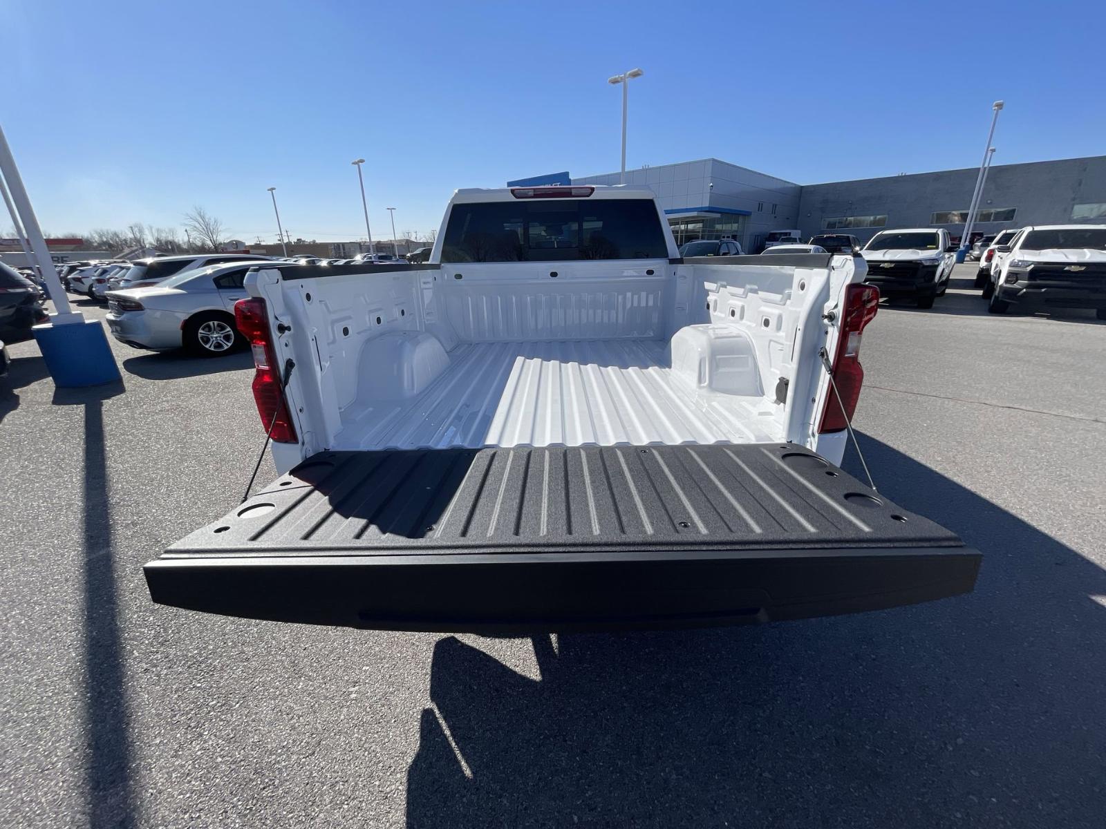2025 Chevrolet Silverado 1500 Vehicle Photo in BENTONVILLE, AR 72712-4322