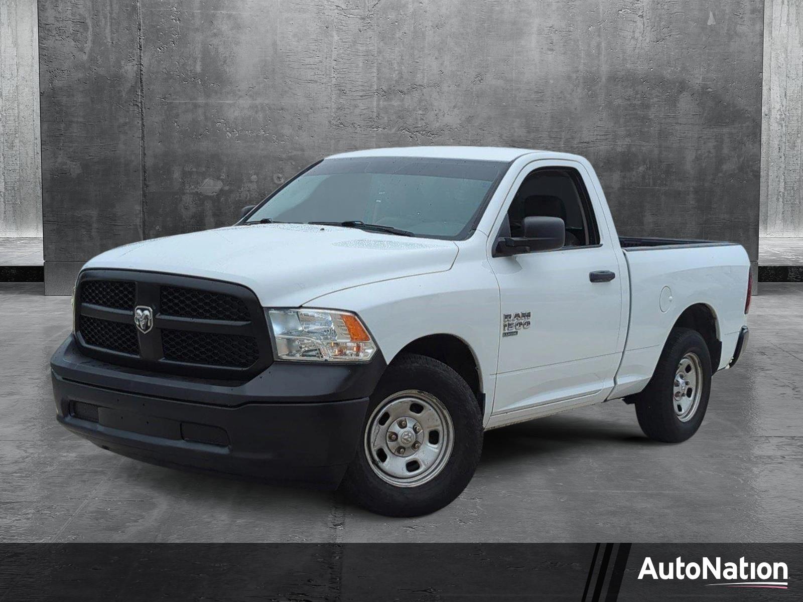 2020 Ram 1500 Classic Vehicle Photo in Pembroke Pines, FL 33027