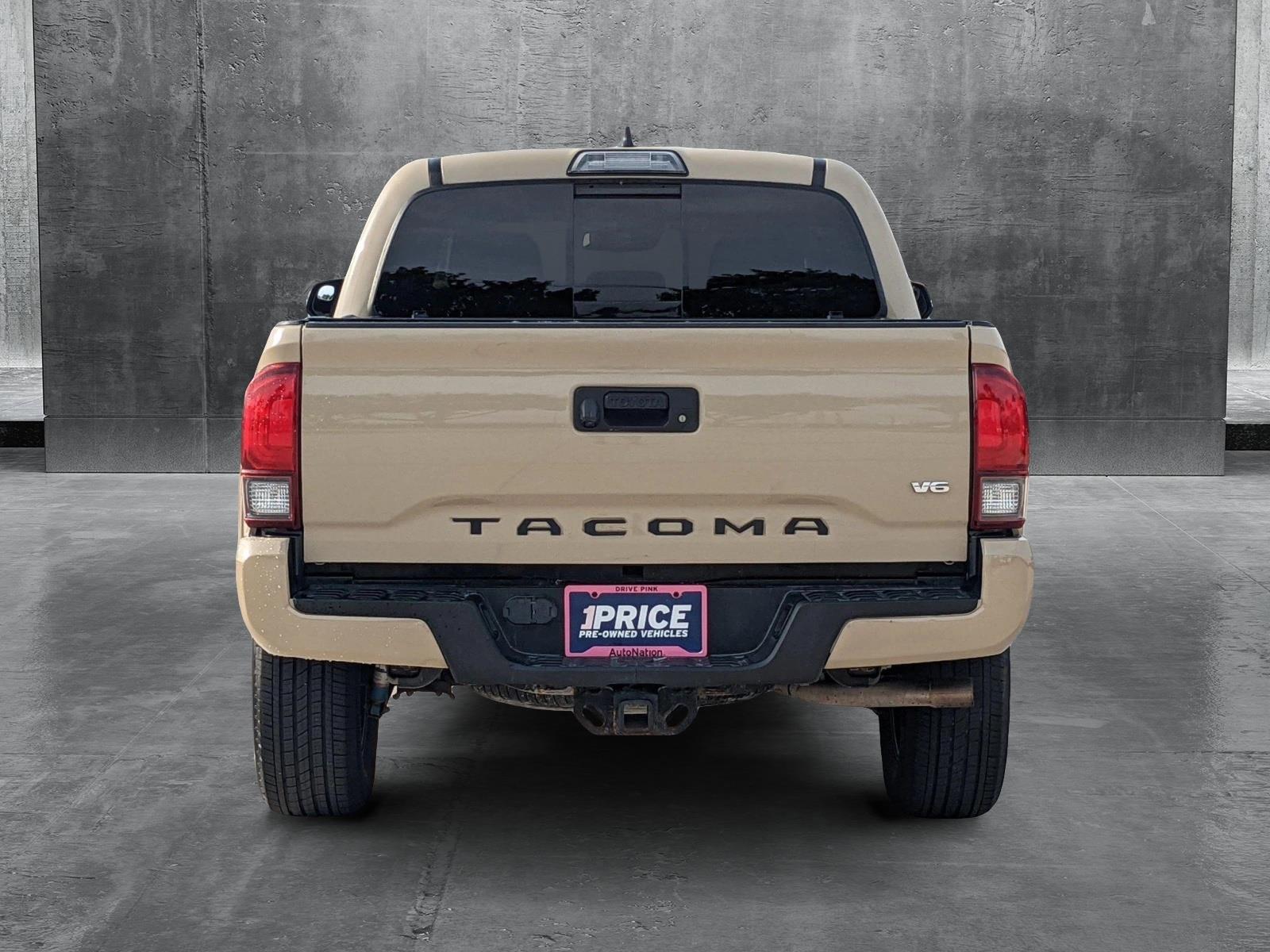 2019 Toyota Tacoma 2WD Vehicle Photo in Davie, FL 33331