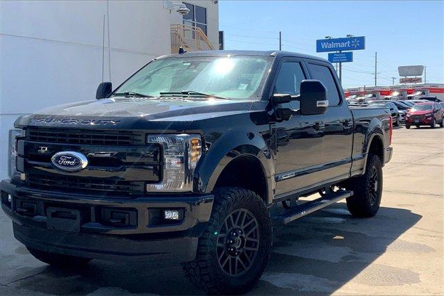 2019 Ford Super Duty F-250 SRW Vehicle Photo in TOPEKA, KS 66609-0000