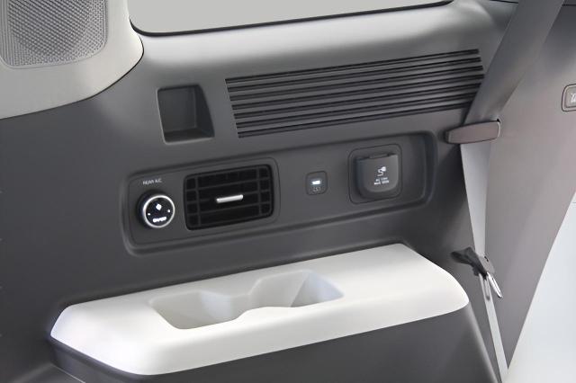 2024 Hyundai SANTA FE Vehicle Photo in Green Bay, WI 54304