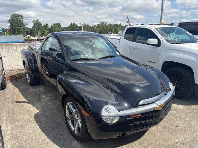 2004 Chevrolet SSR Vehicle Photo in PUYALLUP, WA 98371-4149
