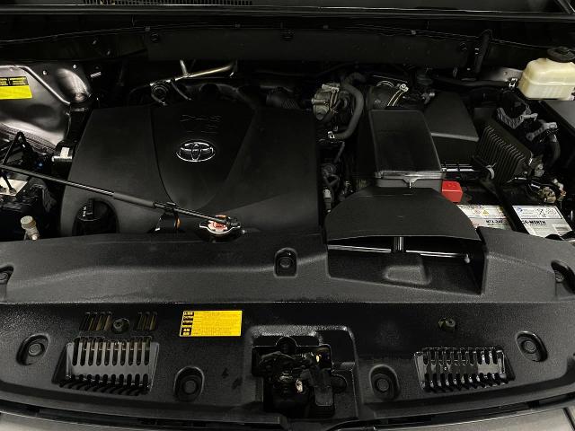 2017 Toyota Highlander Vehicle Photo in Appleton, WI 54913