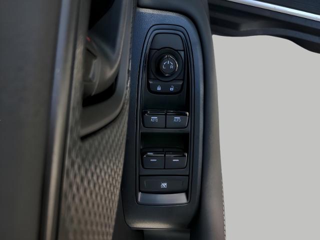 2025 Subaru Outback Vehicle Photo in Green Bay, WI 54304