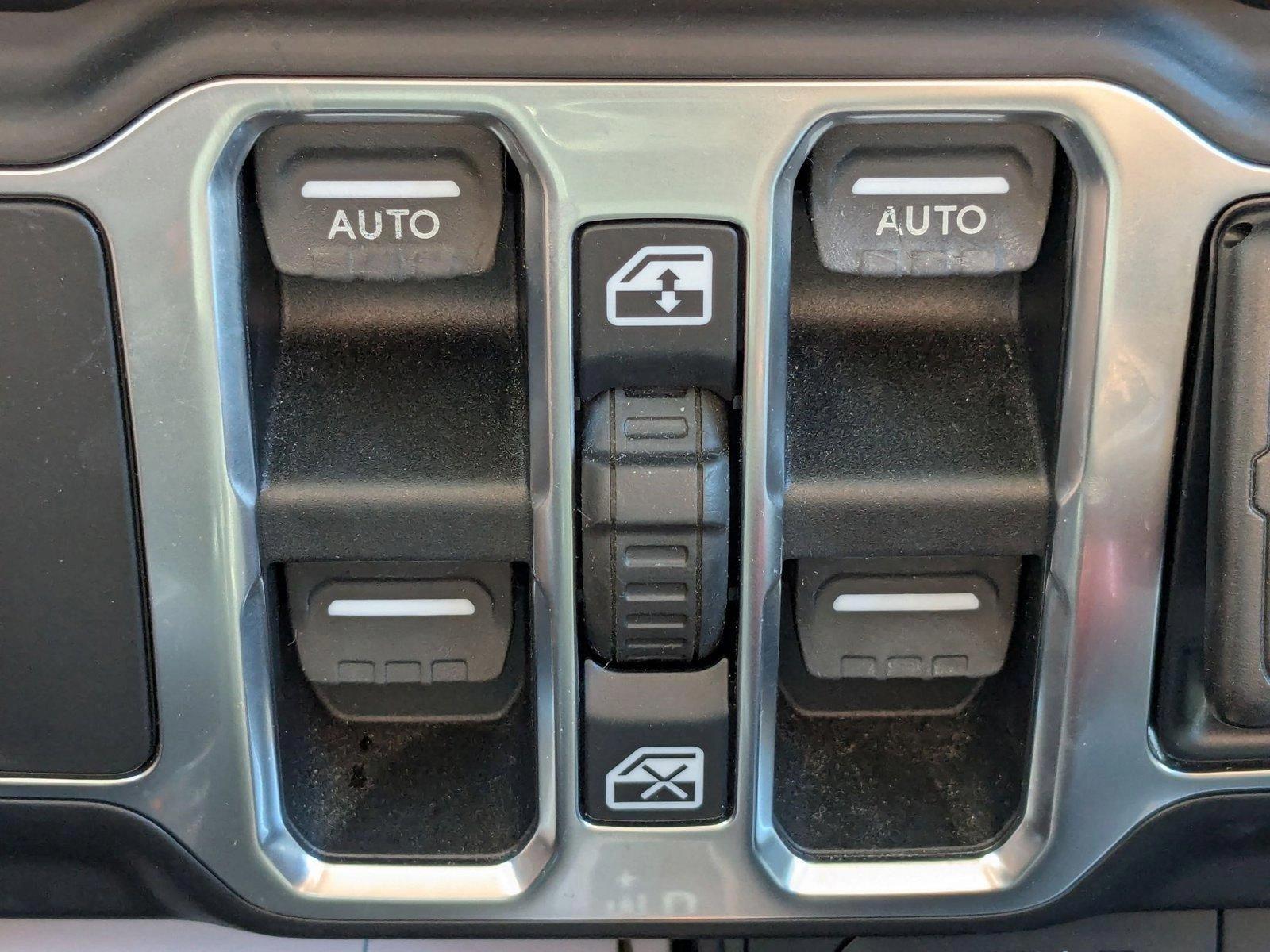 2018 Jeep Wrangler Unlimited Vehicle Photo in Panama City, FL 32401