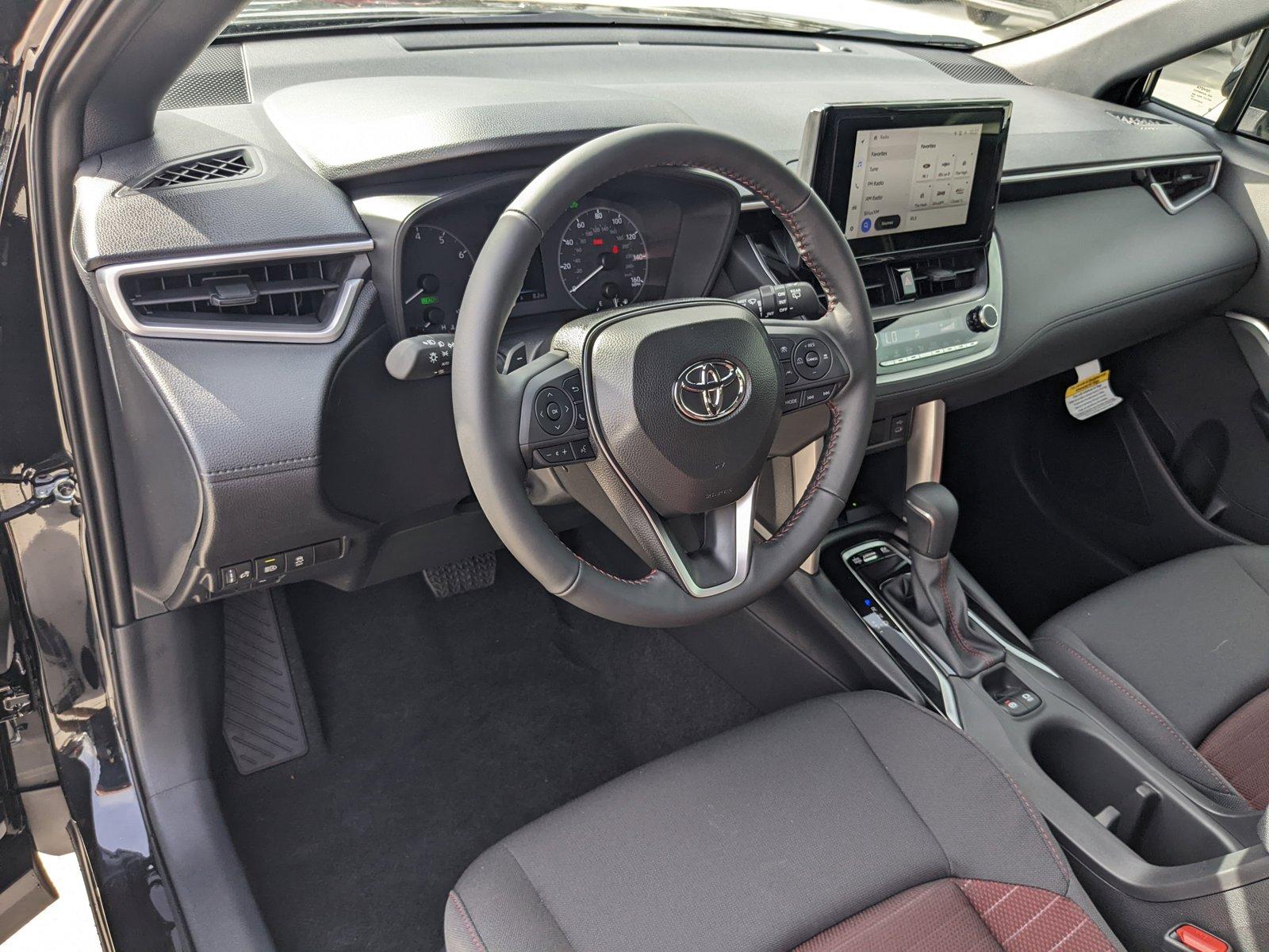 2025 Toyota Corolla Cross Vehicle Photo in Davie, FL 33331