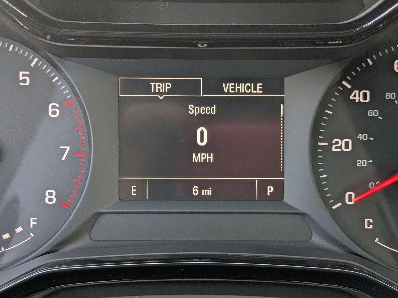 2025 Chevrolet Trax Vehicle Photo in VALENCIA, CA 91355-1705