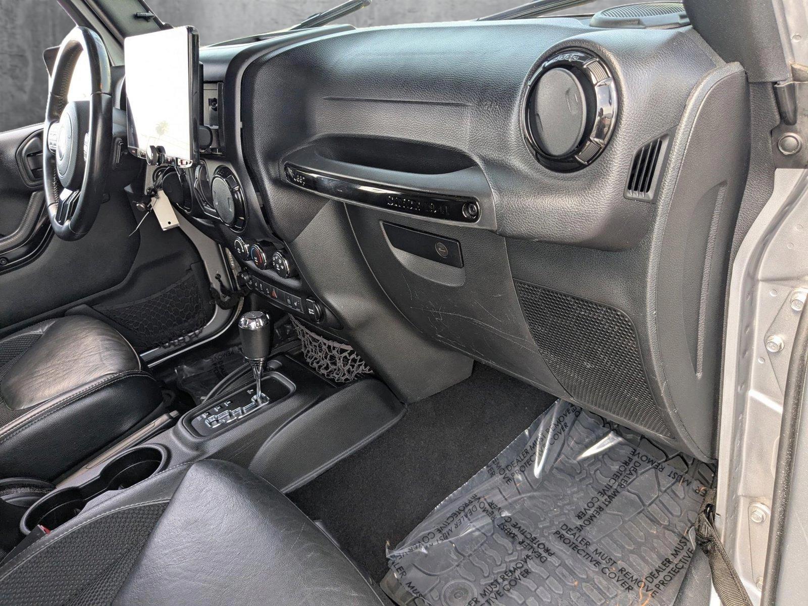 2017 Jeep Wrangler Unlimited Vehicle Photo in CLEARWATER, FL 33764-7163