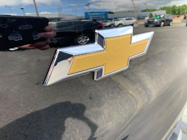 2022 Chevrolet Trailblazer Vehicle Photo in MOON TOWNSHIP, PA 15108-2571